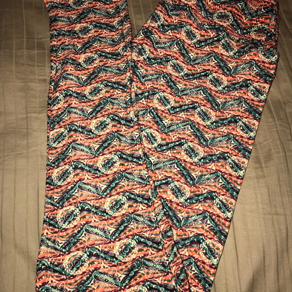 LulaRoe OS leggings
